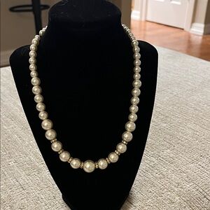 Classic Pearl Necklace